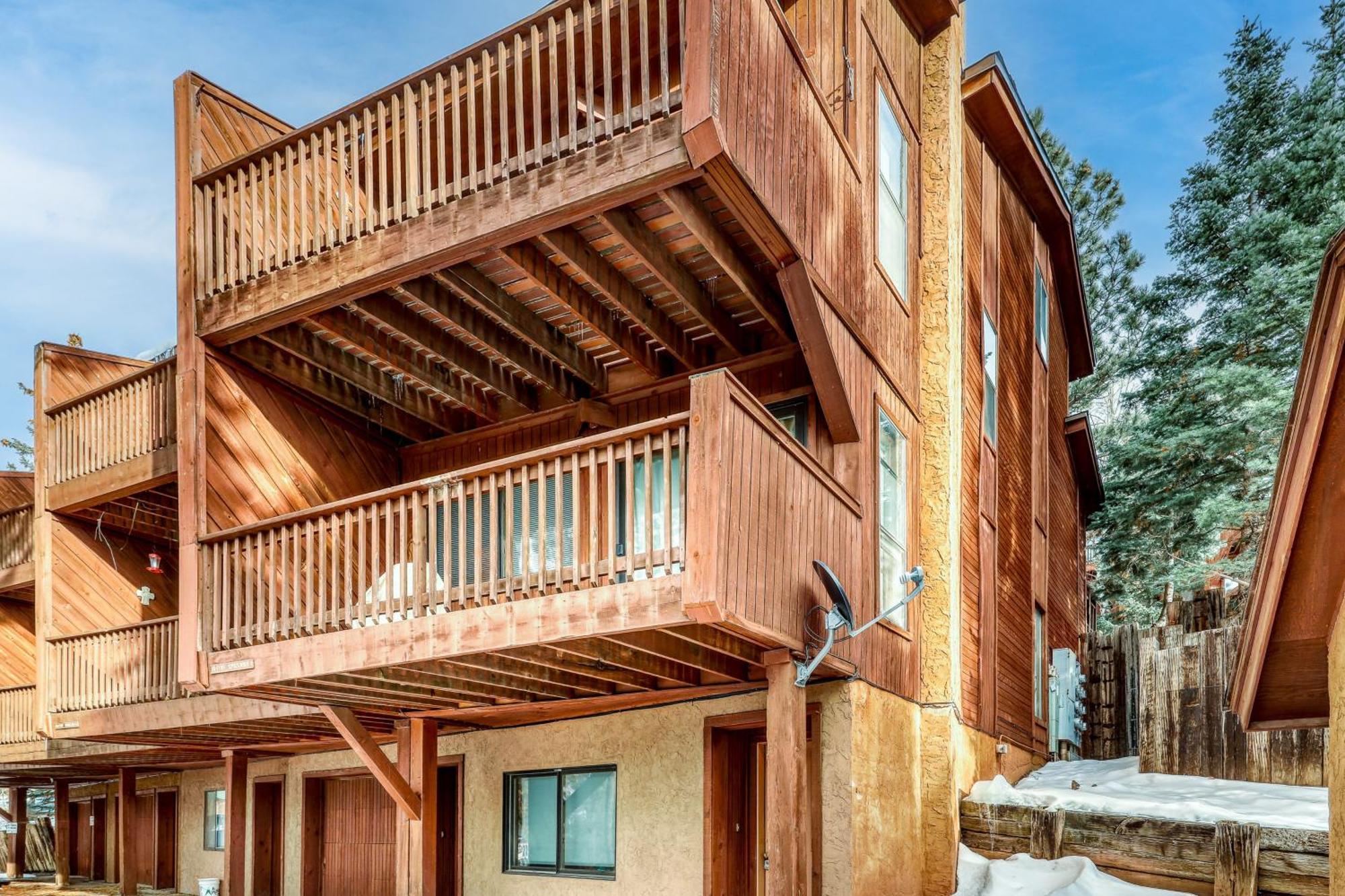 Lift Condos Angel Fire Room photo